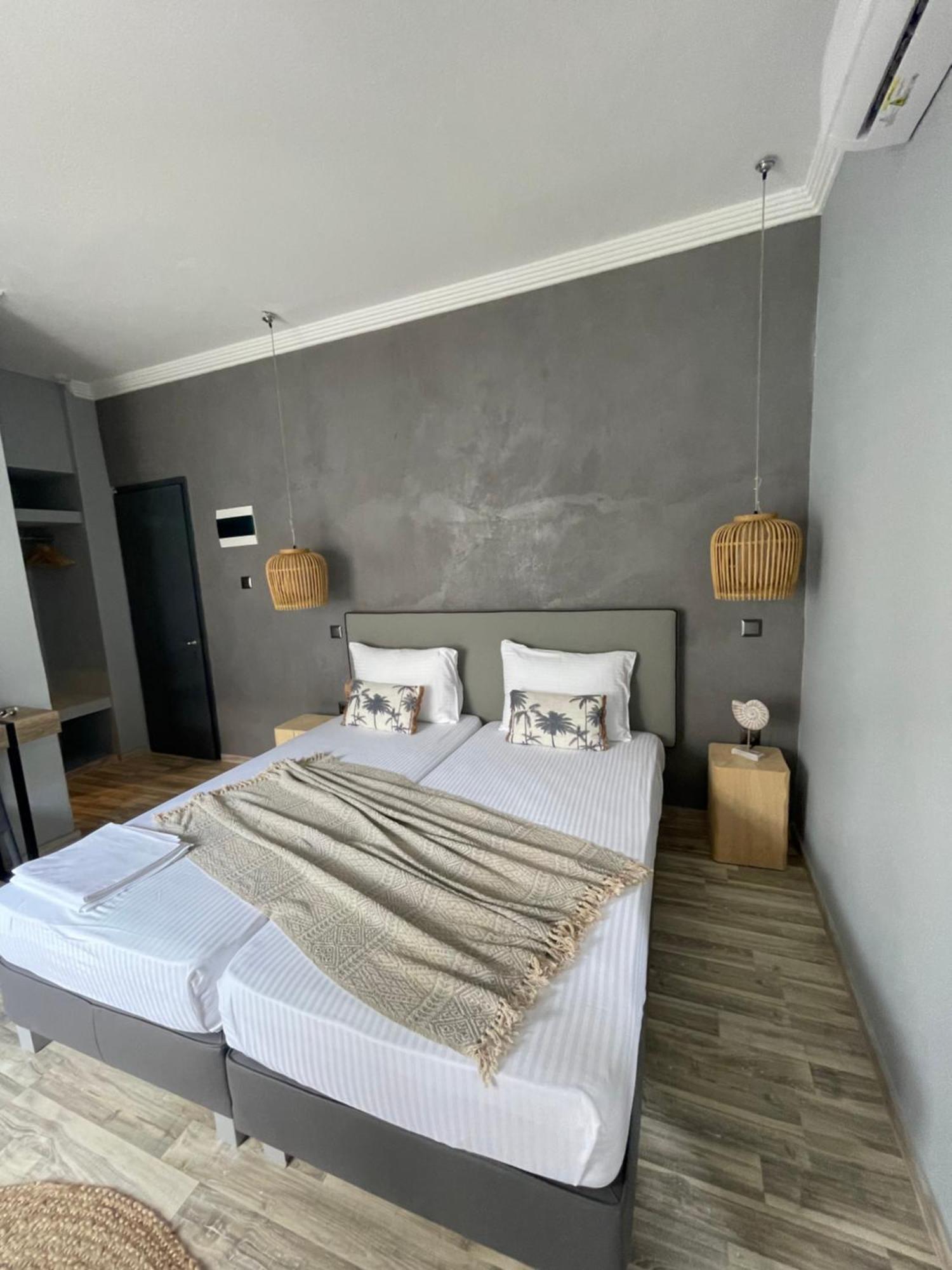פפקוהורי Xenios Hotel מראה חיצוני תמונה